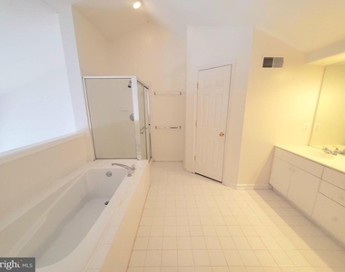 6030 Lincolnia Road - Photo Thumbnail 24