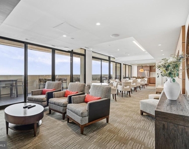 400 Madison Street - Photo Thumbnail 32