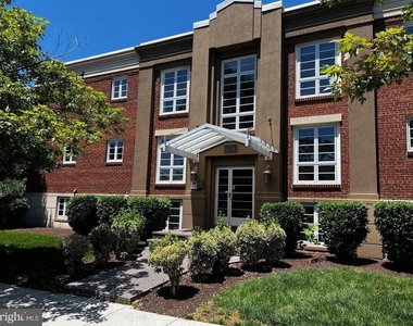 1219 Oronoco Street - Photo Thumbnail 1