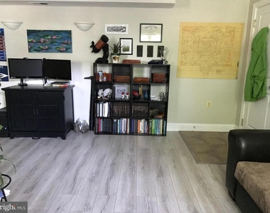 1219 Oronoco Street - Photo Thumbnail 6