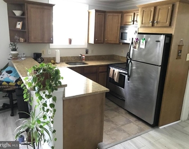 1219 Oronoco Street - Photo Thumbnail 11