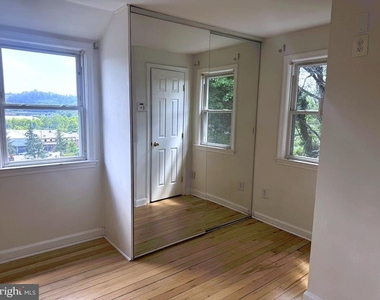 3731 Kemper Road - Photo Thumbnail 11
