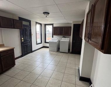 642 Pennsylvania Avenue - Photo Thumbnail 1