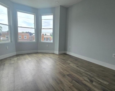 484 Shurs Lane - Photo Thumbnail 13