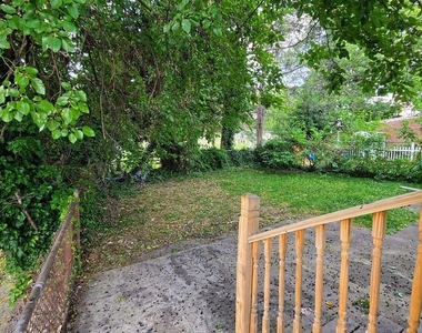 484 Shurs Lane - Photo Thumbnail 5
