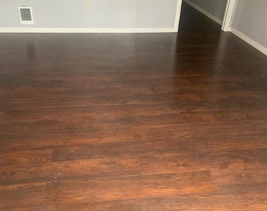 1333 S 49th Street - Photo Thumbnail 1