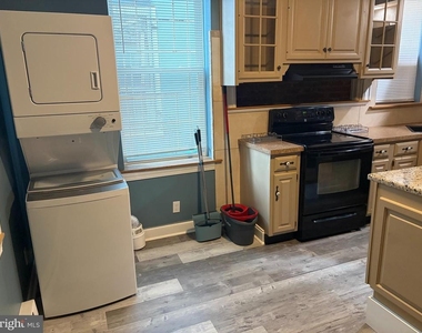 3133 N Front Street - Photo Thumbnail 6