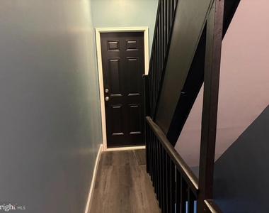 3133 N Front Street - Photo Thumbnail 4