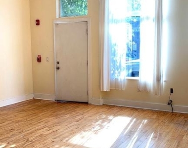 1234 N 30th Street - Photo Thumbnail 6