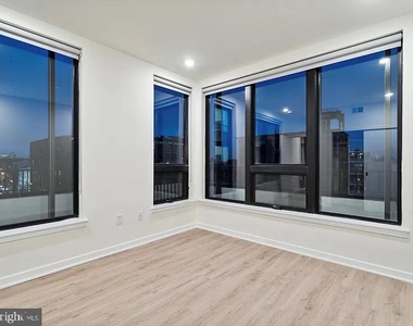500 N 13th Street - Photo Thumbnail 4
