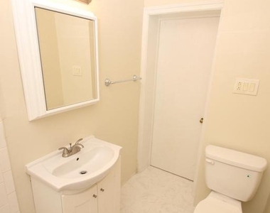 318 S 15th Street - Photo Thumbnail 6