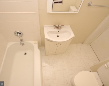 318 S 15th Street - Photo Thumbnail 7