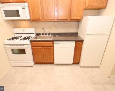 318 S 15th Street - Photo Thumbnail 14