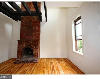 415 S 11th Street - Photo Thumbnail 5