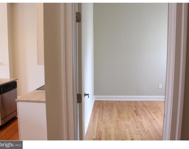 408 S 9th Street - Photo Thumbnail 15