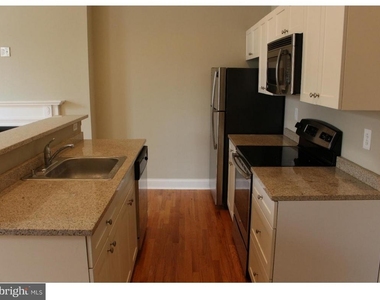 408 S 9th Street - Photo Thumbnail 12
