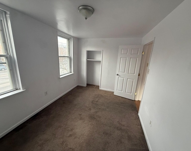 600 E Girard Avenue - Photo Thumbnail 5