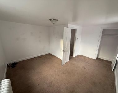 600 E Girard Avenue - Photo Thumbnail 13