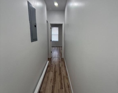 5503 W Girard Avenue - Photo Thumbnail 9