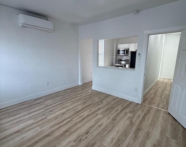 5503 W Girard Avenue - Photo Thumbnail 3