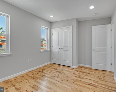 410 Diamond Street - Photo Thumbnail 13