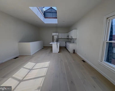 536 N 19th Street - Photo Thumbnail 2