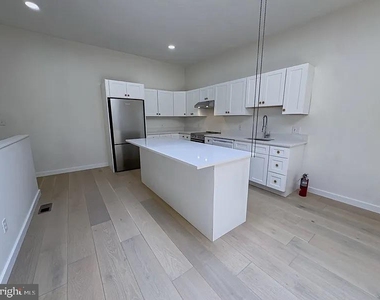 536 N 19th Street - Photo Thumbnail 5