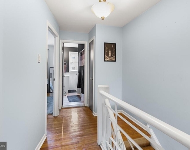 5432 Vicaris Street - Photo Thumbnail 14