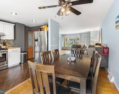 5432 Vicaris Street - Photo Thumbnail 10