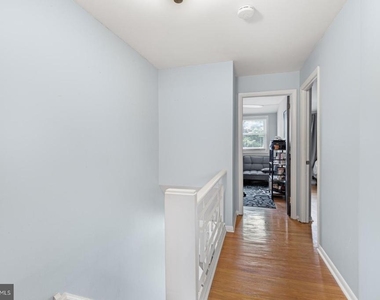 5432 Vicaris Street - Photo Thumbnail 15