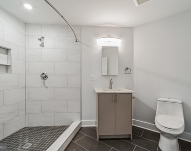 646 N 32nd Street - Photo Thumbnail 6