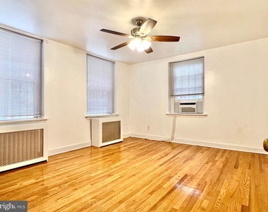 30 22nd Street S - Photo Thumbnail 3