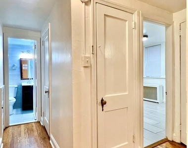 30 22nd Street S - Photo Thumbnail 7