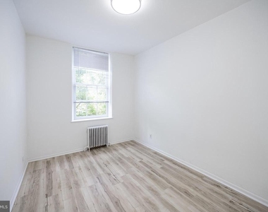 625 S 10th Street - Photo Thumbnail 5