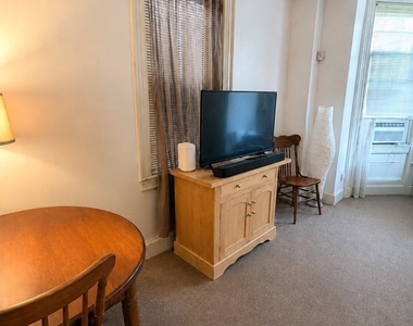 2826 Poplar Street - Photo Thumbnail 3