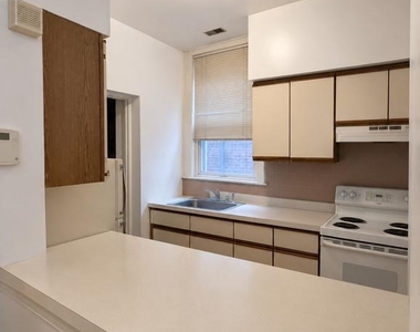 2826 Poplar Street - Photo Thumbnail 2
