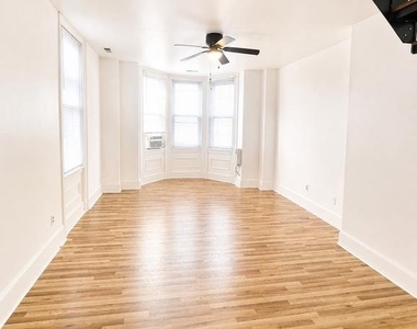 2826 Poplar Street - Photo Thumbnail 12
