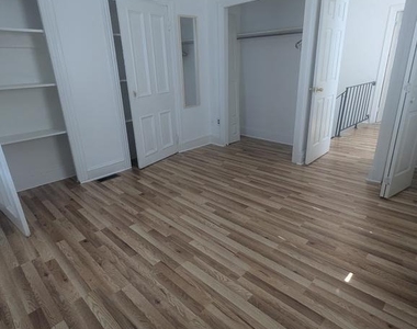 2826 Poplar Street - Photo Thumbnail 15