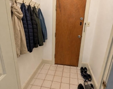 2826 Poplar Street - Photo Thumbnail 1