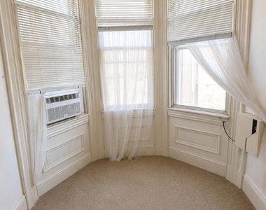2826 Poplar Street - Photo Thumbnail 6