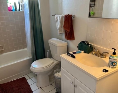 601 N 4 Street - Photo Thumbnail 6