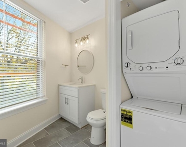 511 Gorgas Lane - Photo Thumbnail 5