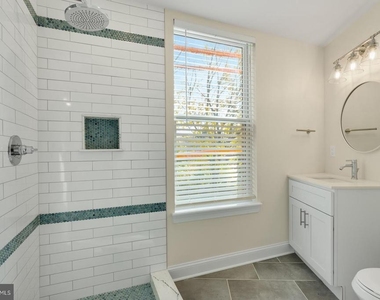 511 Gorgas Lane - Photo Thumbnail 6