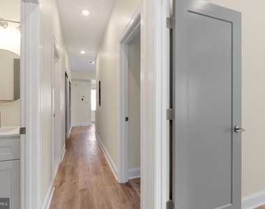511 Gorgas Lane - Photo Thumbnail 21