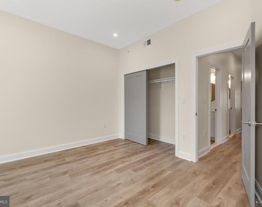 511 Gorgas Lane - Photo Thumbnail 7