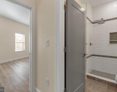 511 Gorgas Lane - Photo Thumbnail 11