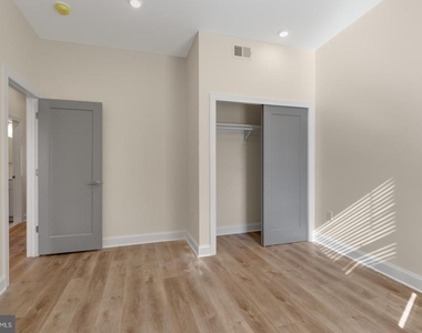 511 Gorgas Lane - Photo Thumbnail 15