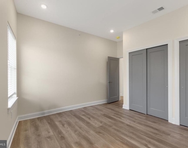 511 Gorgas Lane - Photo Thumbnail 24