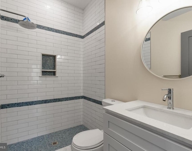 511 Gorgas Lane - Photo Thumbnail 12