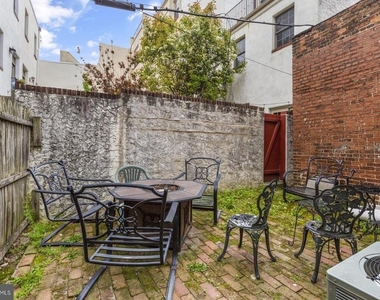 619 S 16th Street - Photo Thumbnail 2